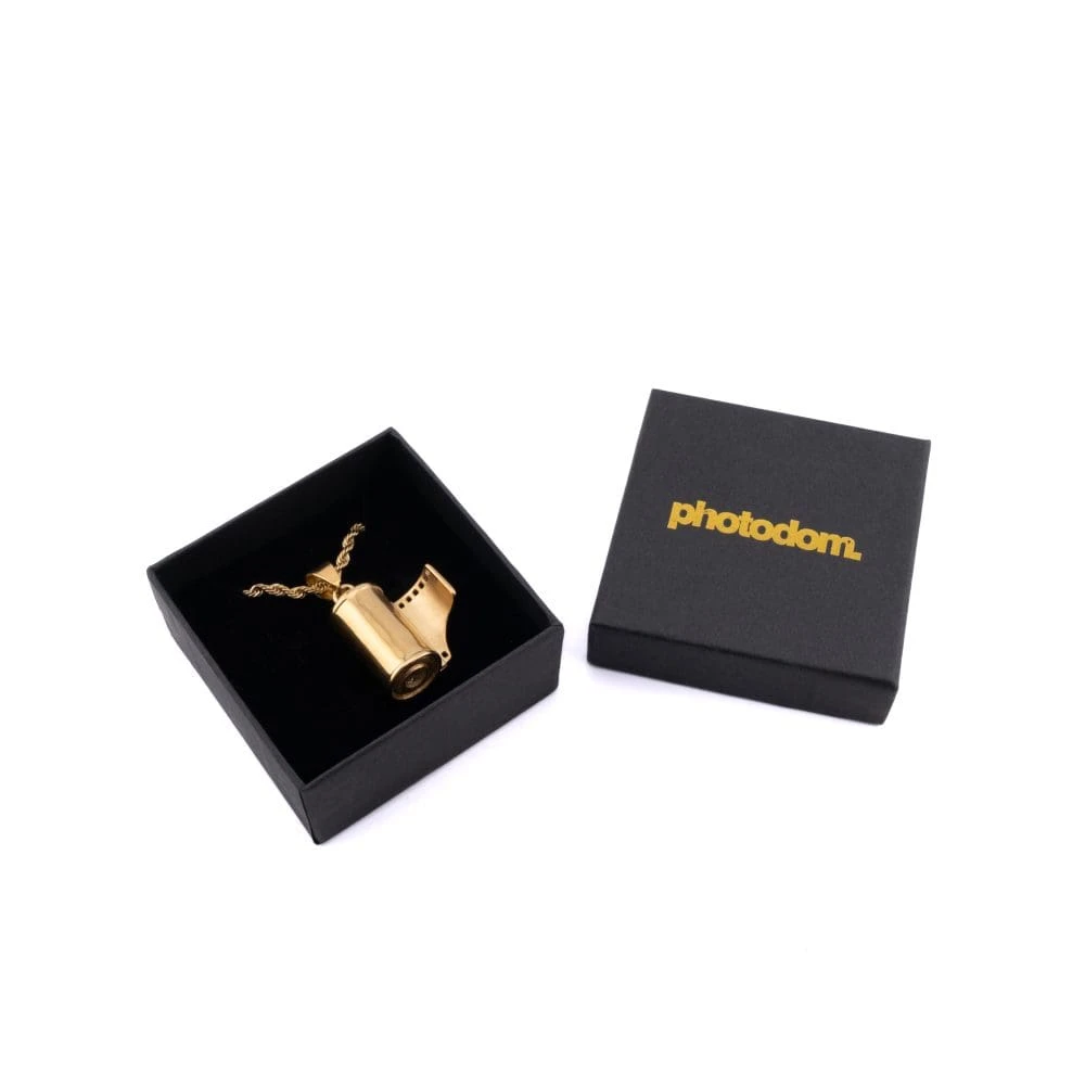 Photodom. 18K Gold 35mm Necklace 2 Photodom. 18K Gold 35mm Necklace - Image 2